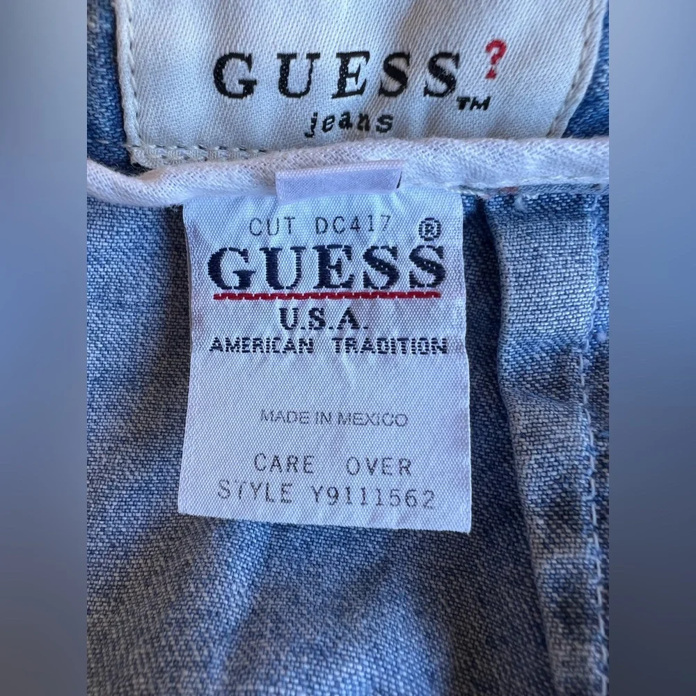 VTG GUESS Y2K 90s Denim Mini Skirt Embroidered Logo Made in Mexico Sz M Retro
